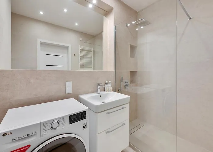 Center Nowa Grobla & Parking By Downtown *