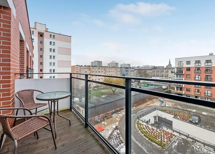 Center Nowa Grobla & Parking By Downtown Гданьск